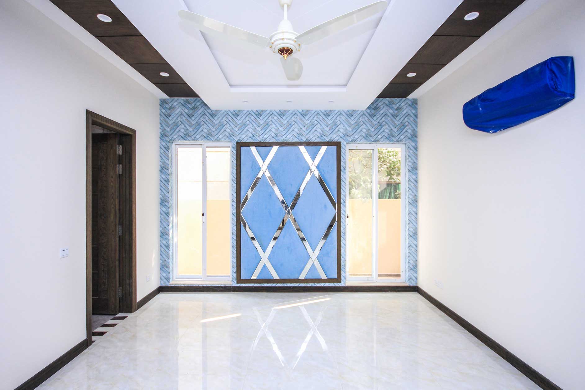 1 Kanal House Available For Sale in DHA Phase 3